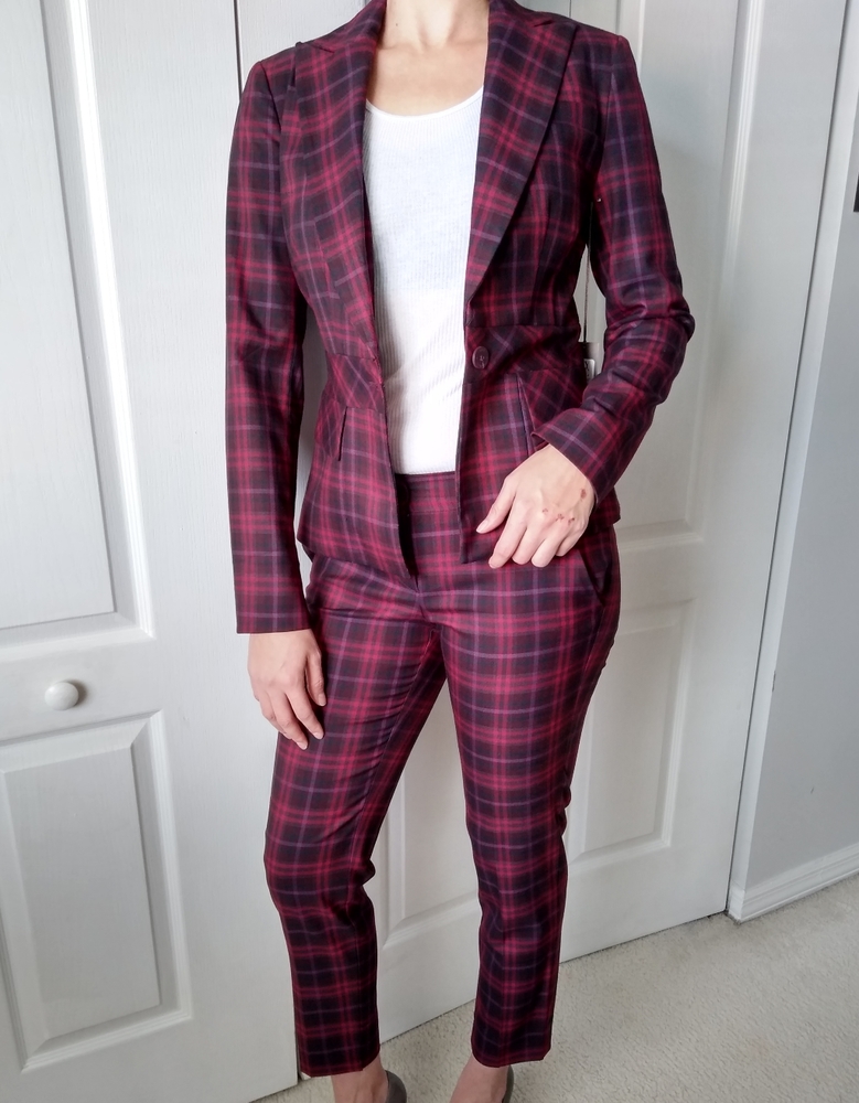 NEW Eva Mendes New York and Company Suit